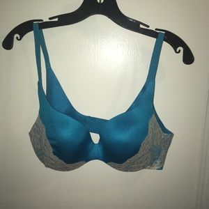 Victoria’s Secret 36B